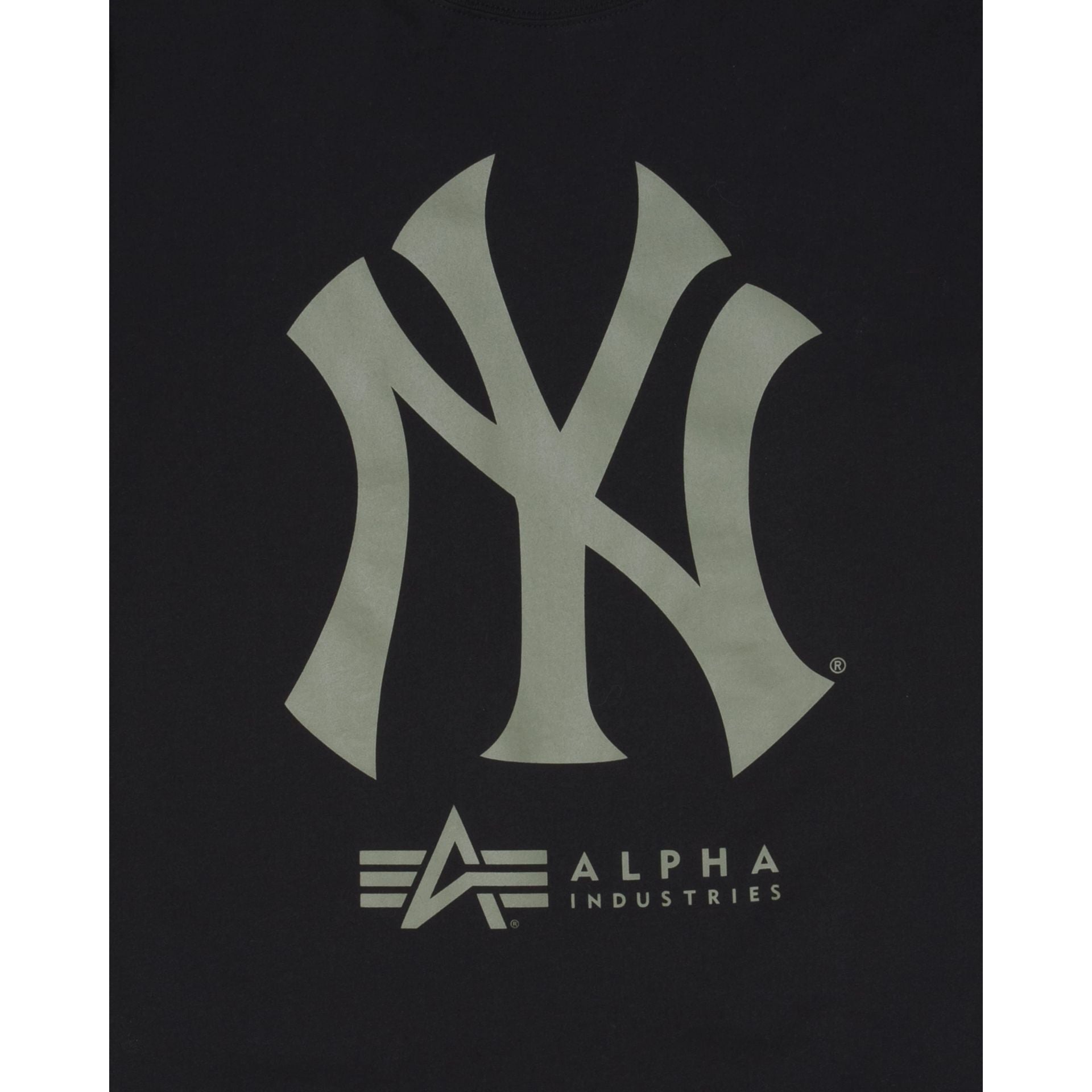 Alpha Industries X New York Yankees Black T-Shirt