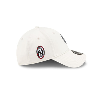 AC Milan x New York Yankees Cream 9FORTY Adjustable Hat