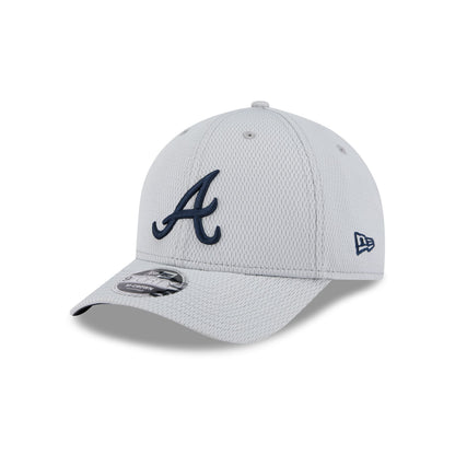 Atlanta Braves 2025 Clubhouse Gray 9FORTY M-Crown Snapback Hat