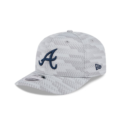 Atlanta Braves 2025 Clubhouse Gray 9SEVENTY Stretch-Snap Hat